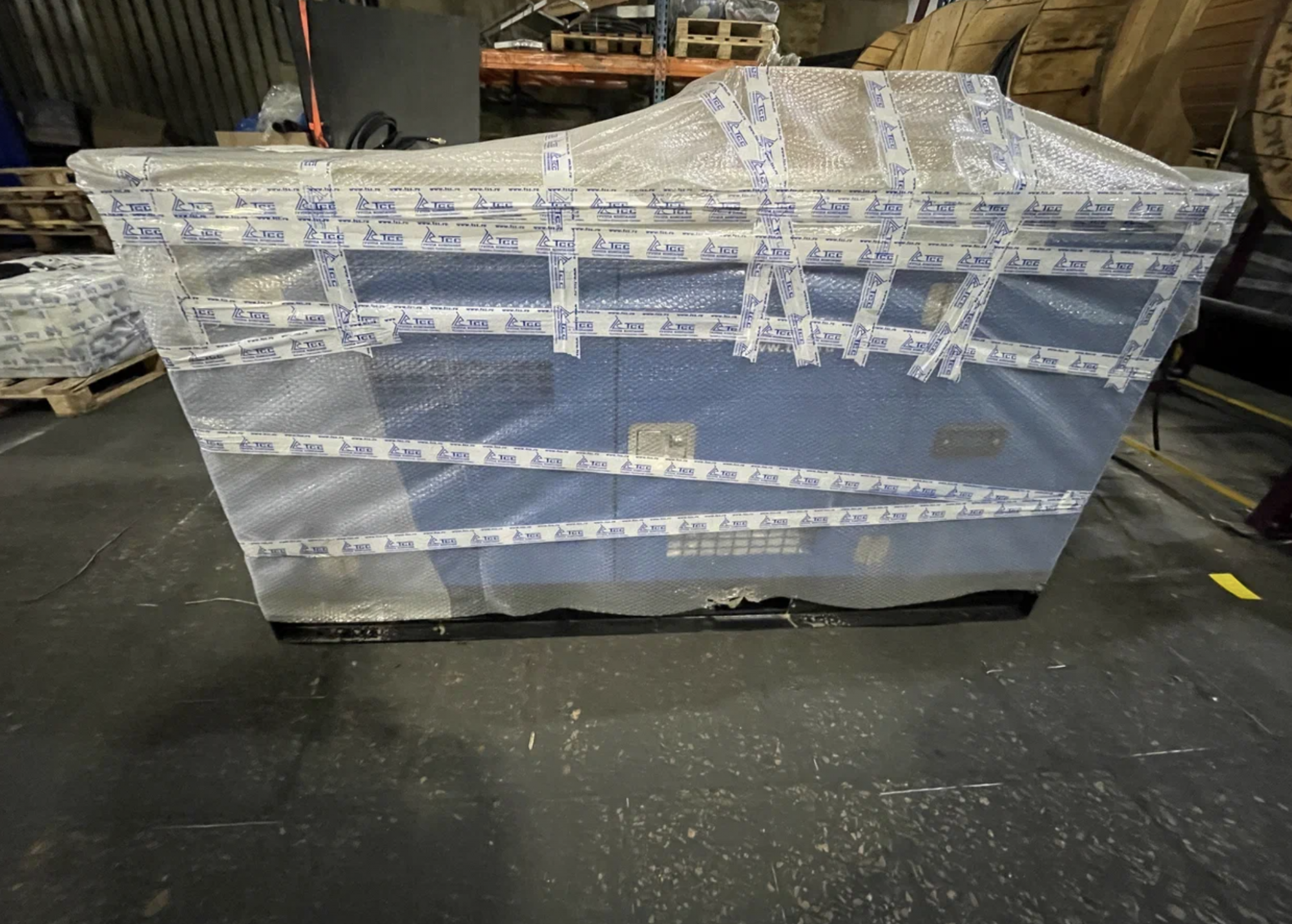 Дизельный генератор ТСС АД-40С-Т400-1РКМ16 с АВР